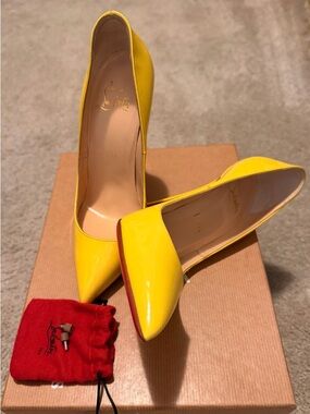 Christian Louboutin Pigalle Follies 120 Sun Yellow Patent 36.5
